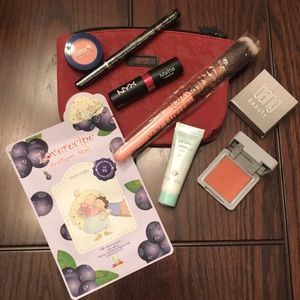 7 pc Make Up Bundle
